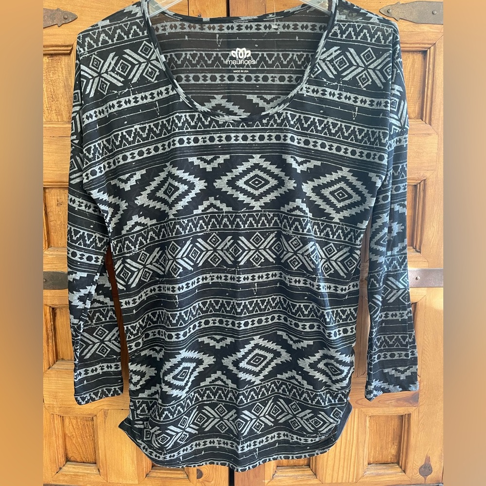 Maurice’s Long Sleeve Tee